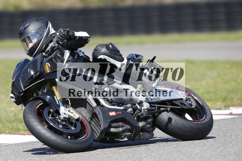 /Archiv-2025/48 25.08.2025 Cornu Master School ADR/gruen-vert/111